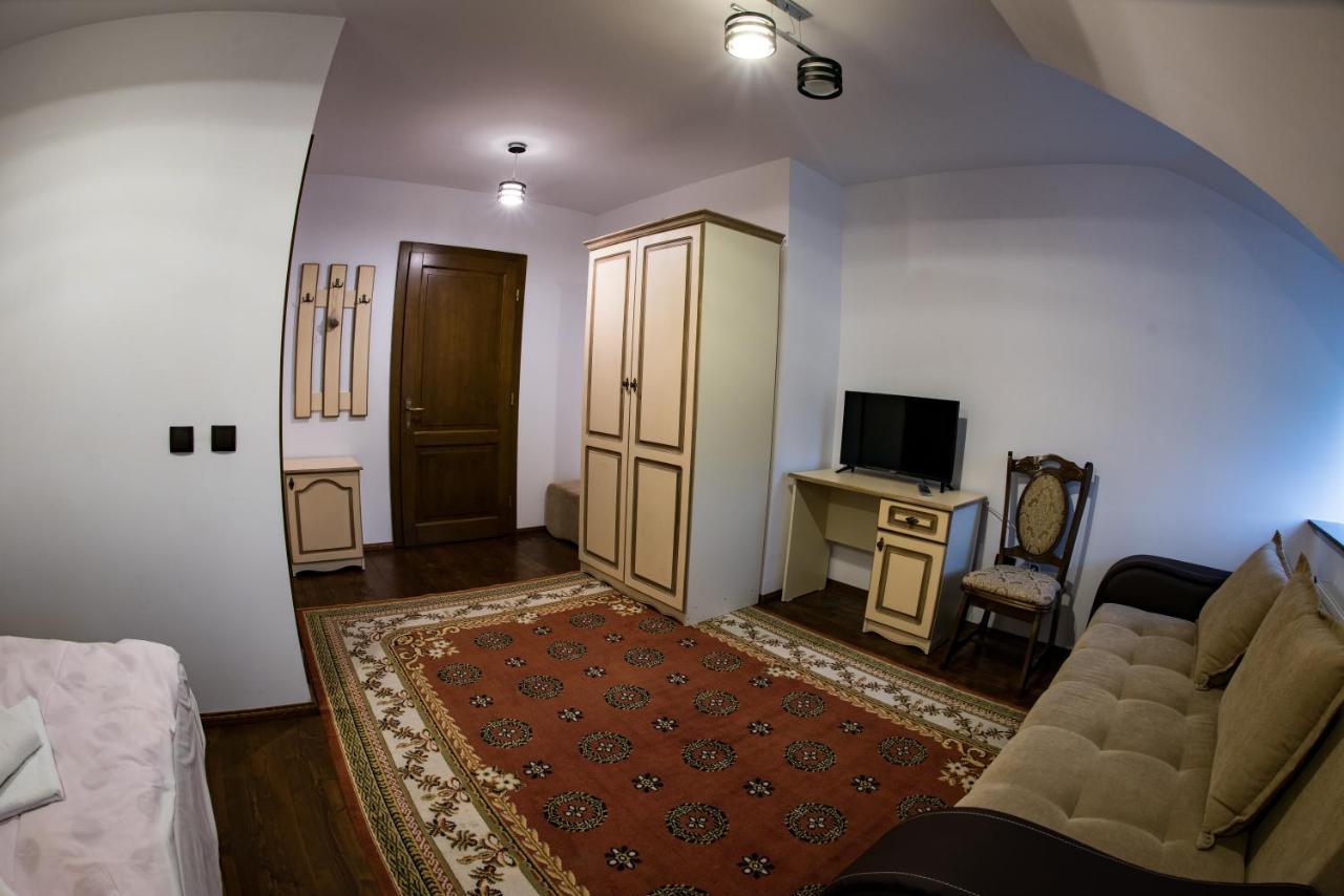 מלון Partestii de Sus  Casa Strabunicului מראה חיצוני תמונה